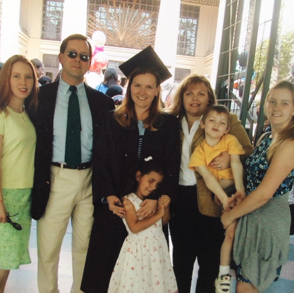 Meet your Posher- Angie, Mom of 4!